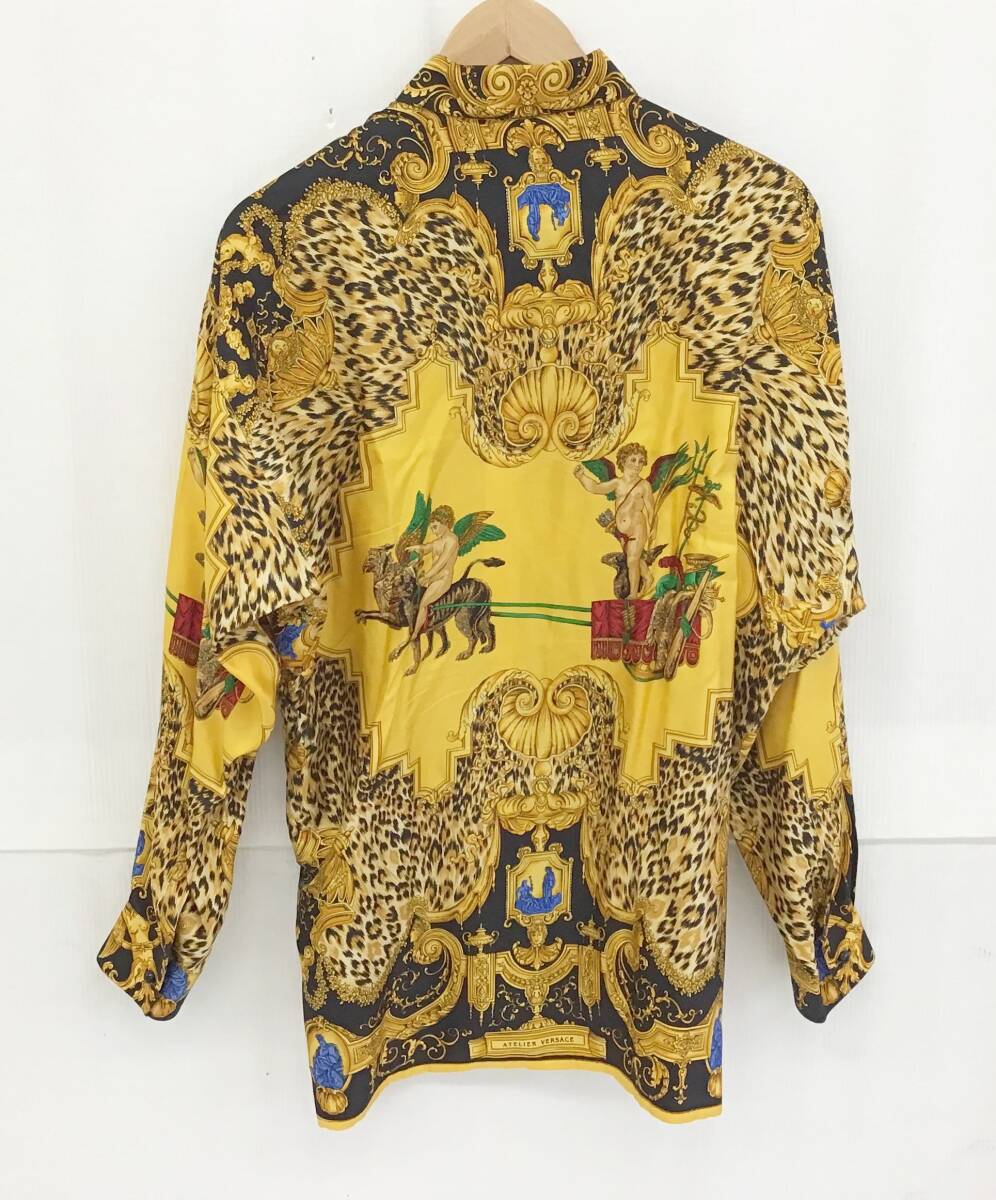 GIANNI VERSACE 長袖シャツ メンズ サイズ44 着丈約76cm 総柄 ヒョウ柄 バロック シルク トップス 服 ヴェルサーチ_画像2