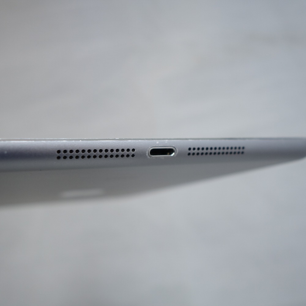 ジャンク品 [Wi-Fiモデル] Apple iPad mini (アイパッド ミニ) 2 32GB スペースグレイ 本体のみ ME277J/A ジャンク_画像6