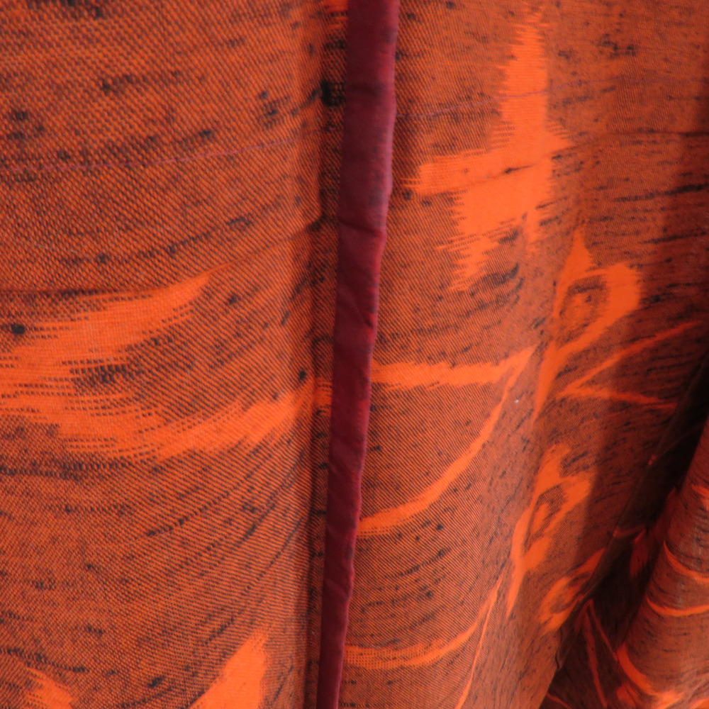 ウール着物 単衣 桔梗 織り文様 赤色 バチ衿 カジュアルきもの 普段着物 仕立て上がり 身丈155cm_画像6