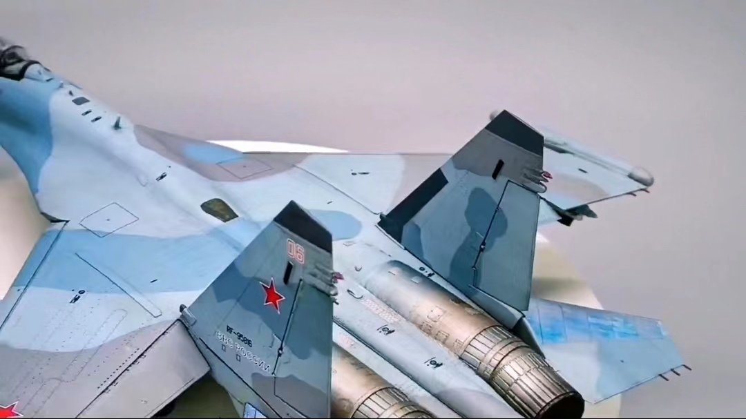 1/72 Russia Air Force Su-35s construction painted final product 