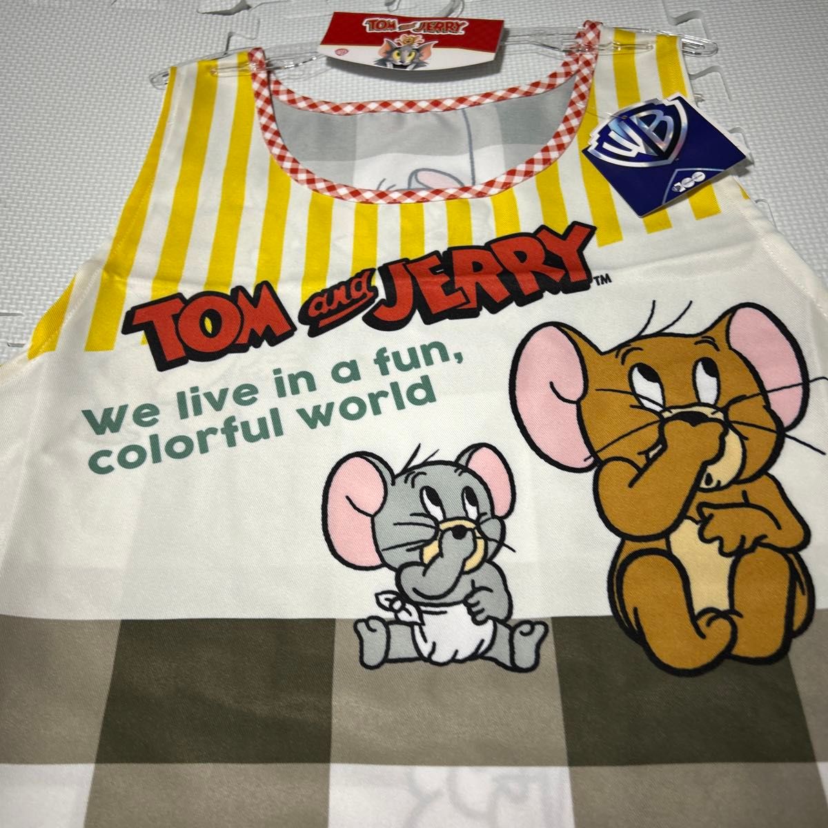 トムとジェリー　TOM&JERRY ブラック　保育士エプロン　フリーサイズ　新品未使用