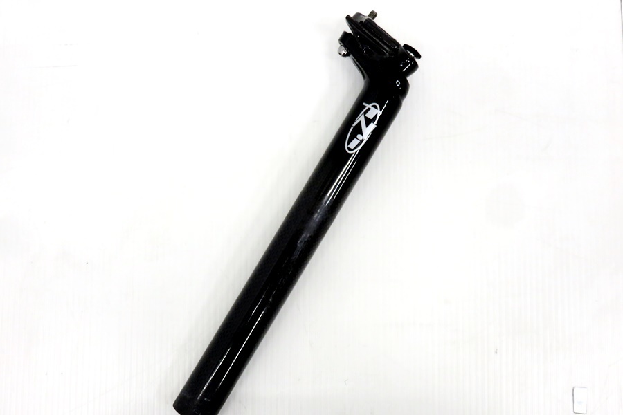 ★★ティーエヌアイ TNI カーボンシートポスト ブラック 300mm 31.6mm オフセット20mm