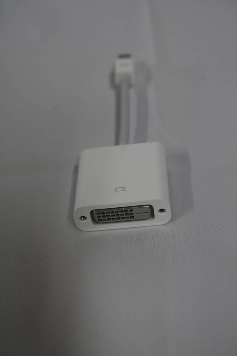 【中古動作未確認・1円出品】  Mini DisplayPort - DVI A1305の画像2