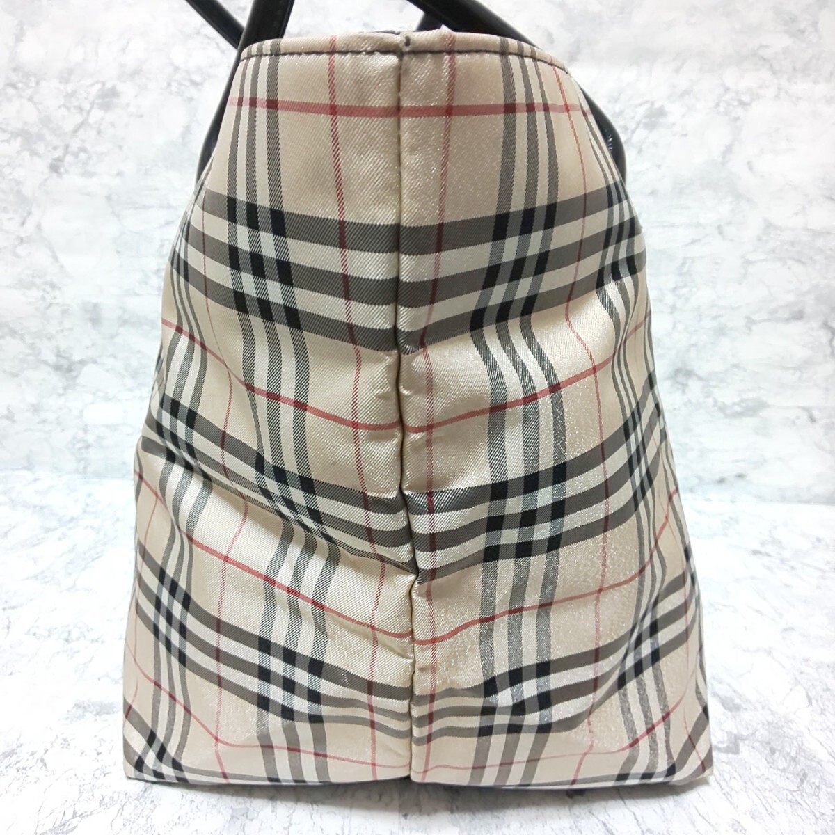 【美品】BURBERRY BLUE LABEL ノバチェック ビッグトートバッグ ハンドバッグ 船型 コーティングキャンバス×レザー ベージュ A4収納可