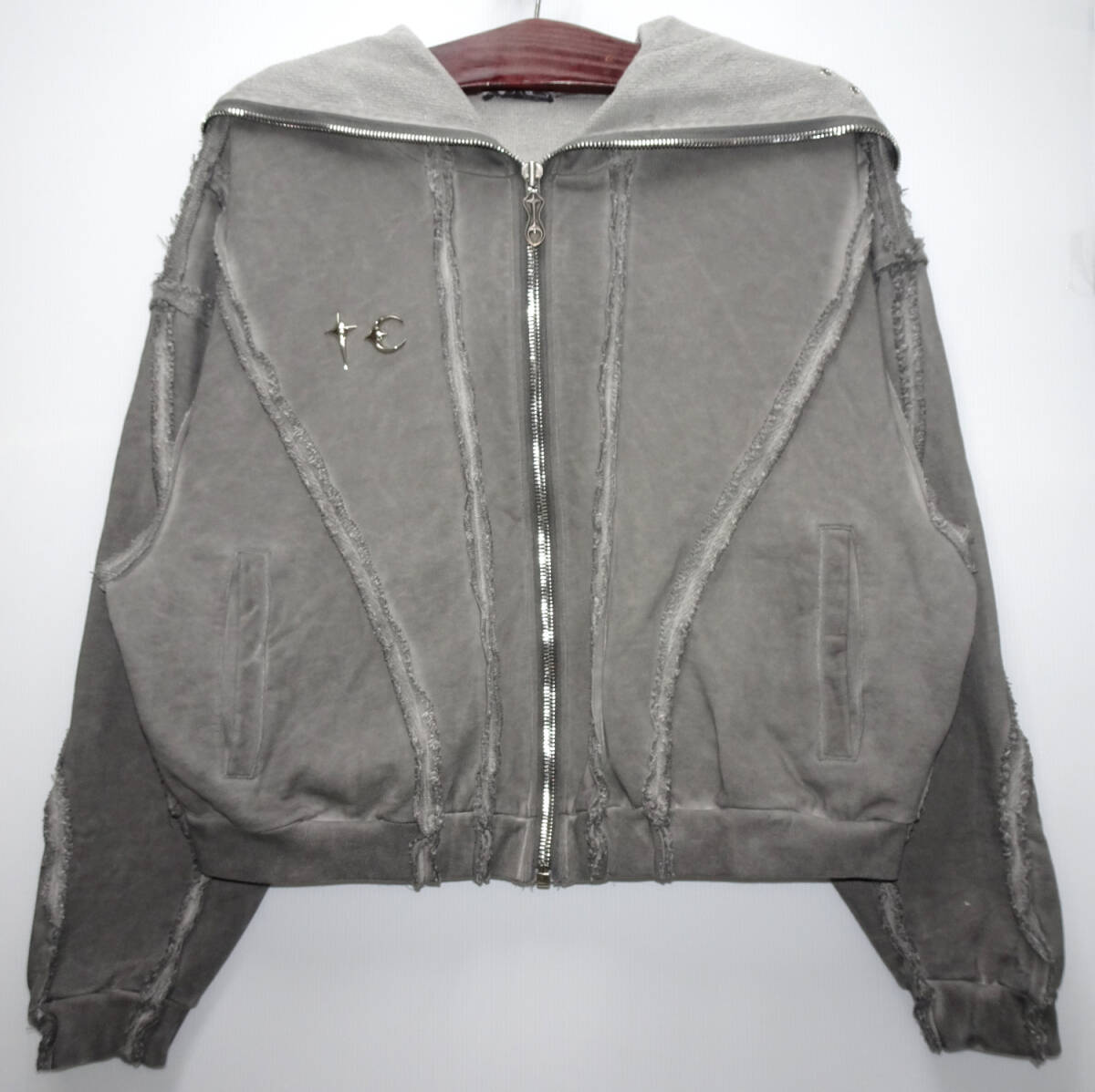 Yahoo!オークション - thug club サグクラブ Galdiator Zip-Up Yahoo!オークション - thug club サグクラブ Galdiator Zip-Up