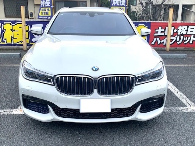 BMW ７４０ei パフォーマンス　Mスポーツ　リアエンタテイメント付　スタッドレスタイヤ付き　１００V充電器付き　程度良好　車両交換可能_画像2