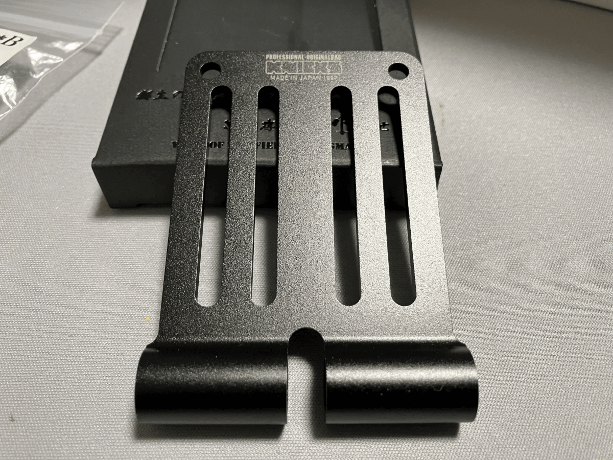 1 jpy KNICKS ALU-15-B & ALU-1-Bniks aluminium shaving (formation process during milling) belt loop black & aluminium metal fittings complete set ( connection for ) black 1 set 