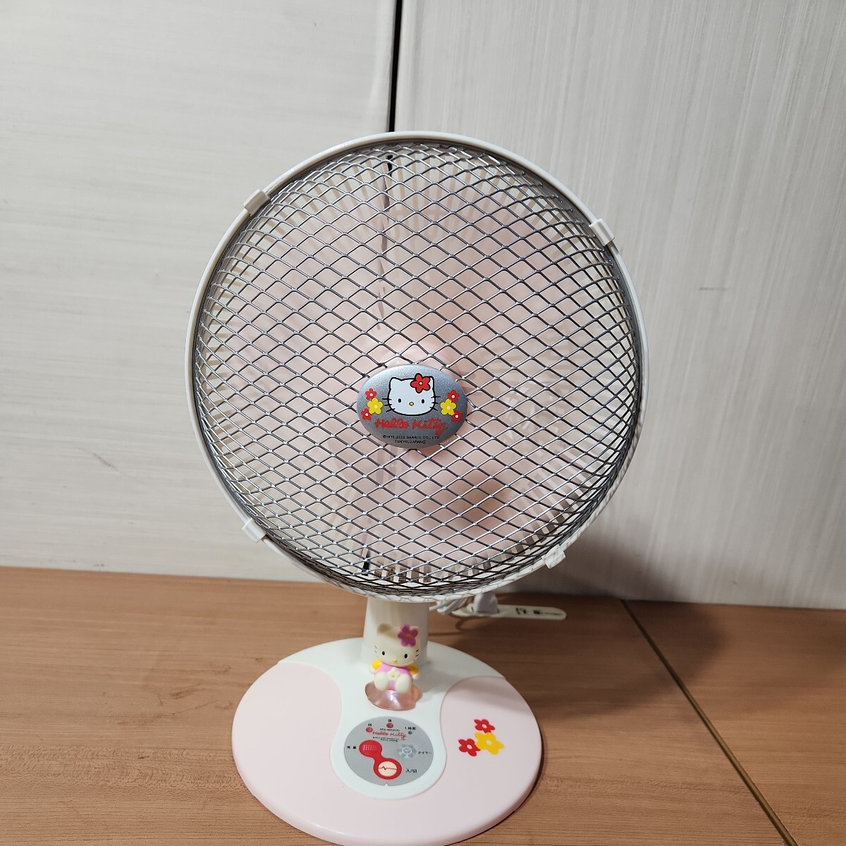マイコン式パーソナル扇風機 昭和レトロ Sanrio キティ 卓上型 ピンク コレクション インテリア 扇風機 当時物 ハローキティの画像2