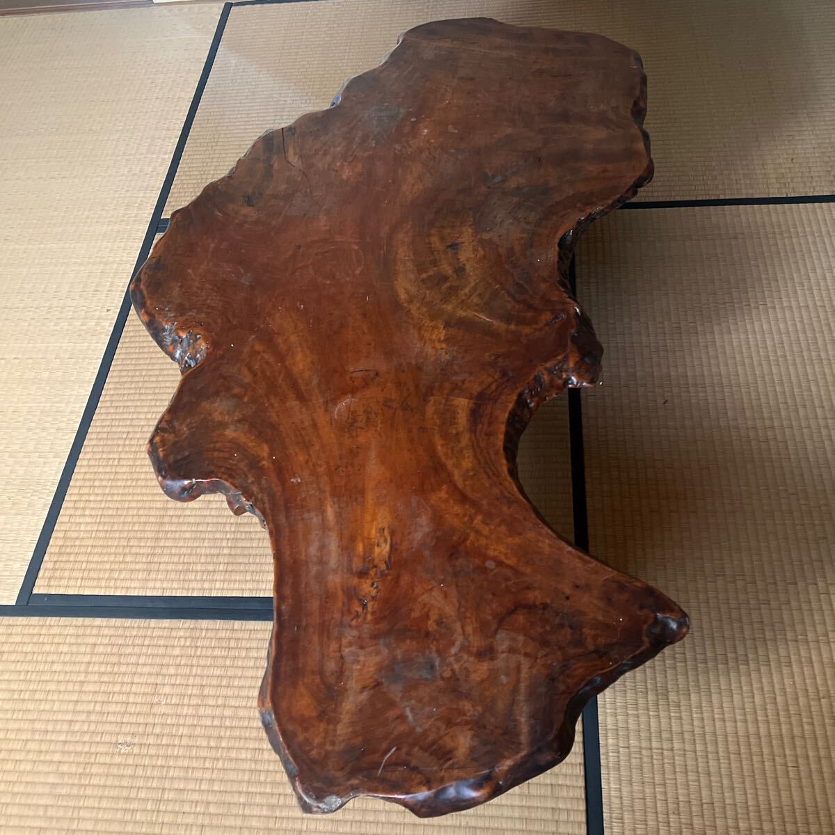 天然木 座卓 一枚板 瘤杢 瘤木 テーブル 敷板の画像4