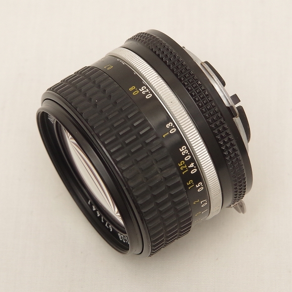 動作撮影確認済　Nikon　AI Nikkor 28mm f/2.8S　ニコンFマウント大口径広角単焦点　ニッコール千夜一夜物語　第五十七夜　寄れる力_画像3