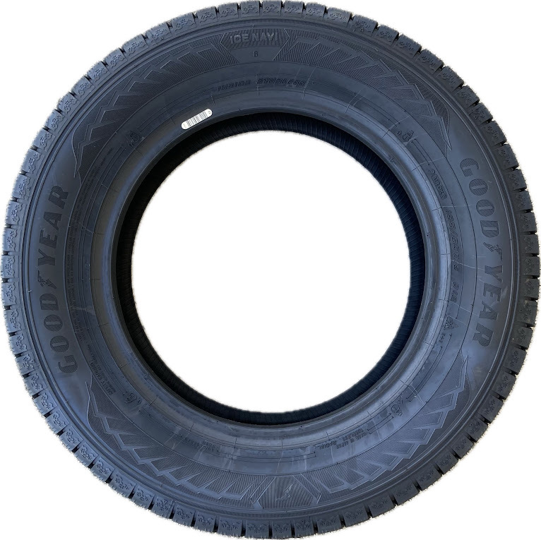 保管袋付 送料無料 新品 4本 (000126) 2021年製　GOODYEAR　ICENAVI8　195/65R15 91Q　スタッドレスタイヤ_画像4