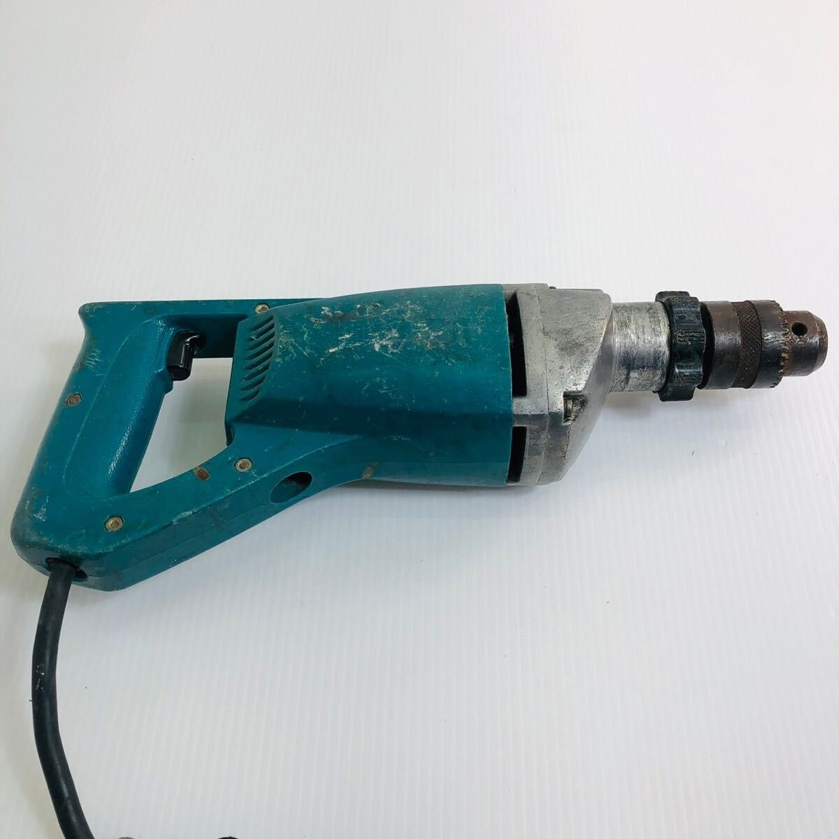 ★☆マキタ makita 19mm 2スピード 震動ドリル 8419B 振動 電気 電動 工具 大工道具 DIY 動作確認済み リ☆★_画像4