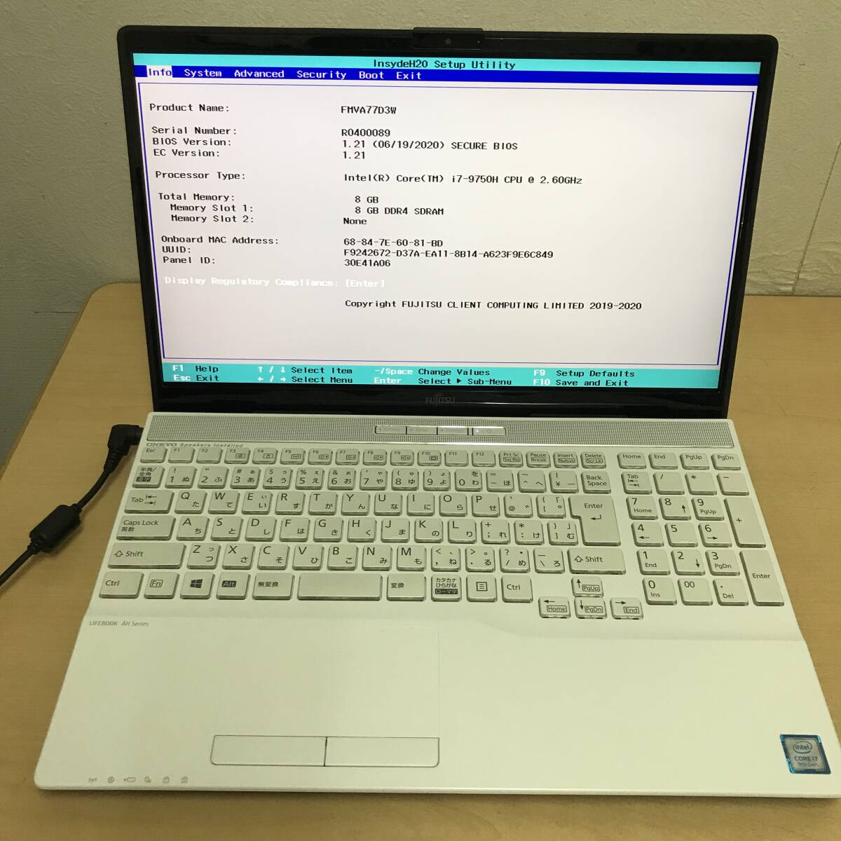 FUJITSU LIFEBOOK AH77/D3W - i7 - 9G - 198_画像6