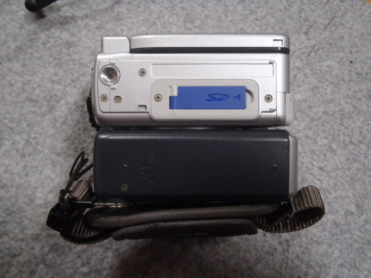 再生OK シャープ SHARP VL-Z900 MiniDVビデオカメラACアダプター付属 動作確認済み_画像6