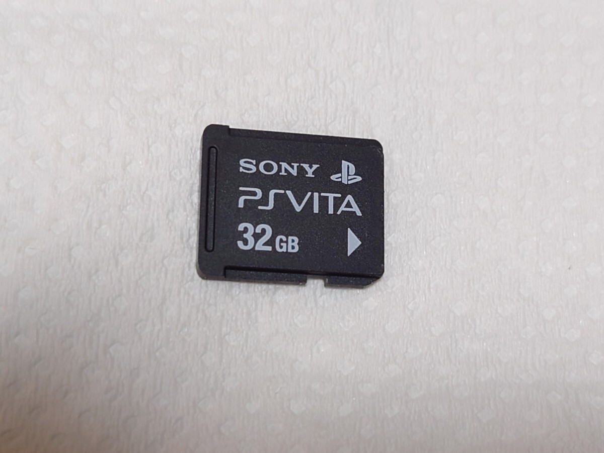 PS Vita 32GB　メモリーカード