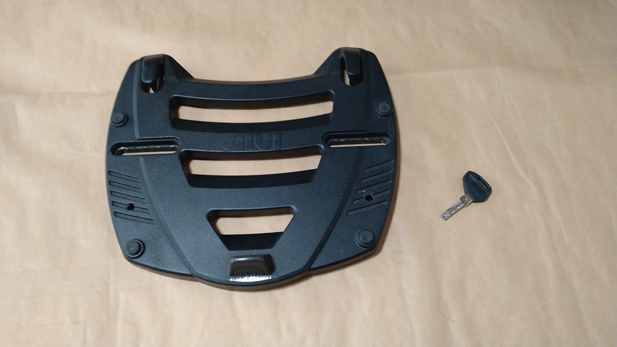 GIVI TRK46N TREKKER ( осмотр top case багажная сумка jibi основа задний бардачок моно чехол для ключей 