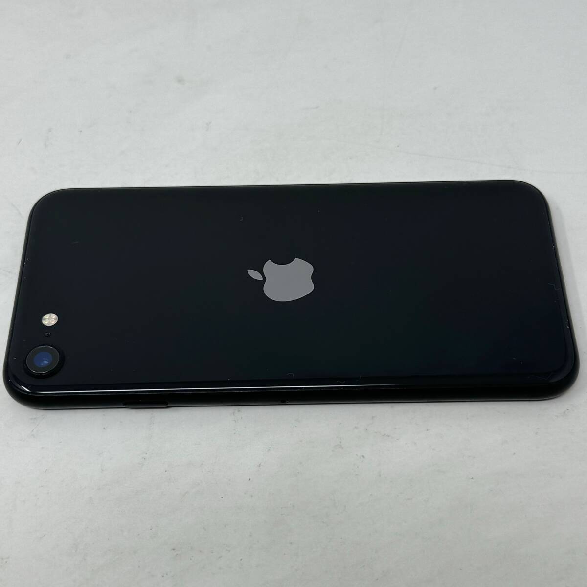 美品 SIMフリー iPhone SE 第2世代 64GB MX9R2J/A ブラック 判定○ SIMロック解除済 Apple アップル_画像6