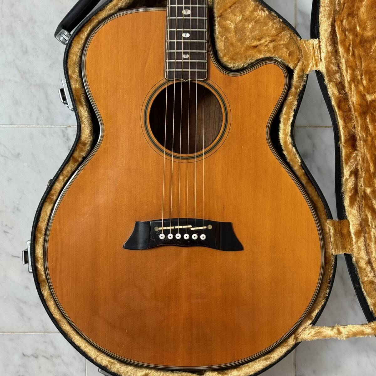 Takamine タカミネ PT-112 エレアコ アコースティックギター ハードケース付 現状_画像6