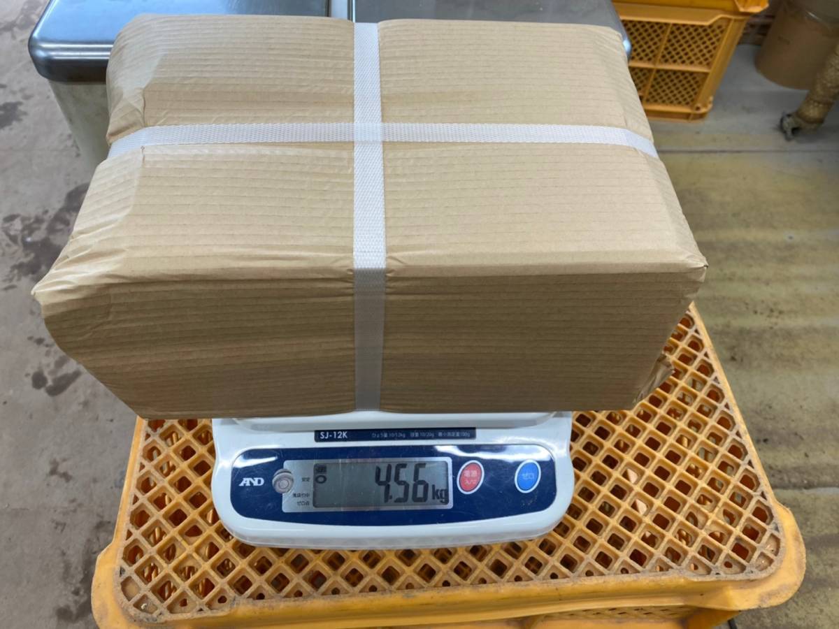 薪　ひのき　乾燥材　16ｋｇ　たきつけ　キャンプに