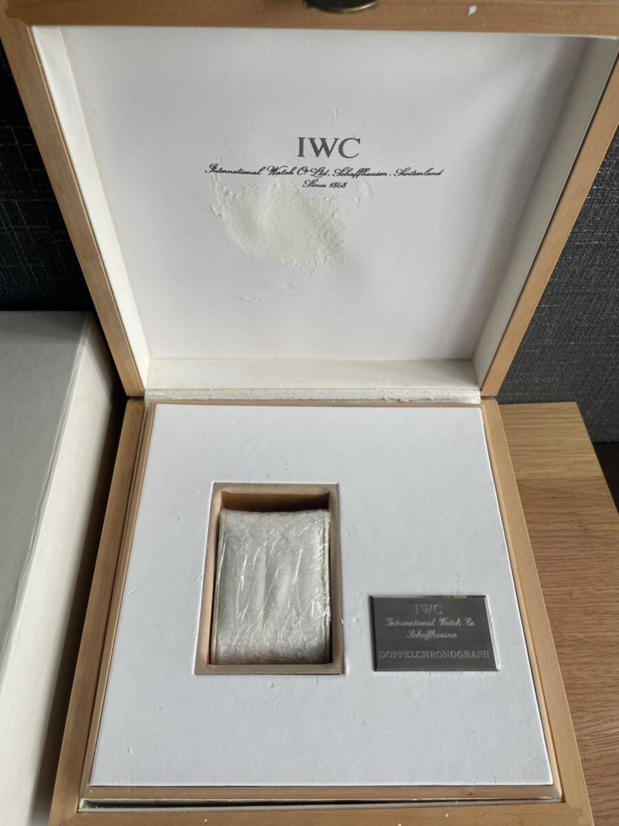 1円～ IWC 腕時計 空箱 ウォッチケース ★ヌ-1 ジャンクの画像2