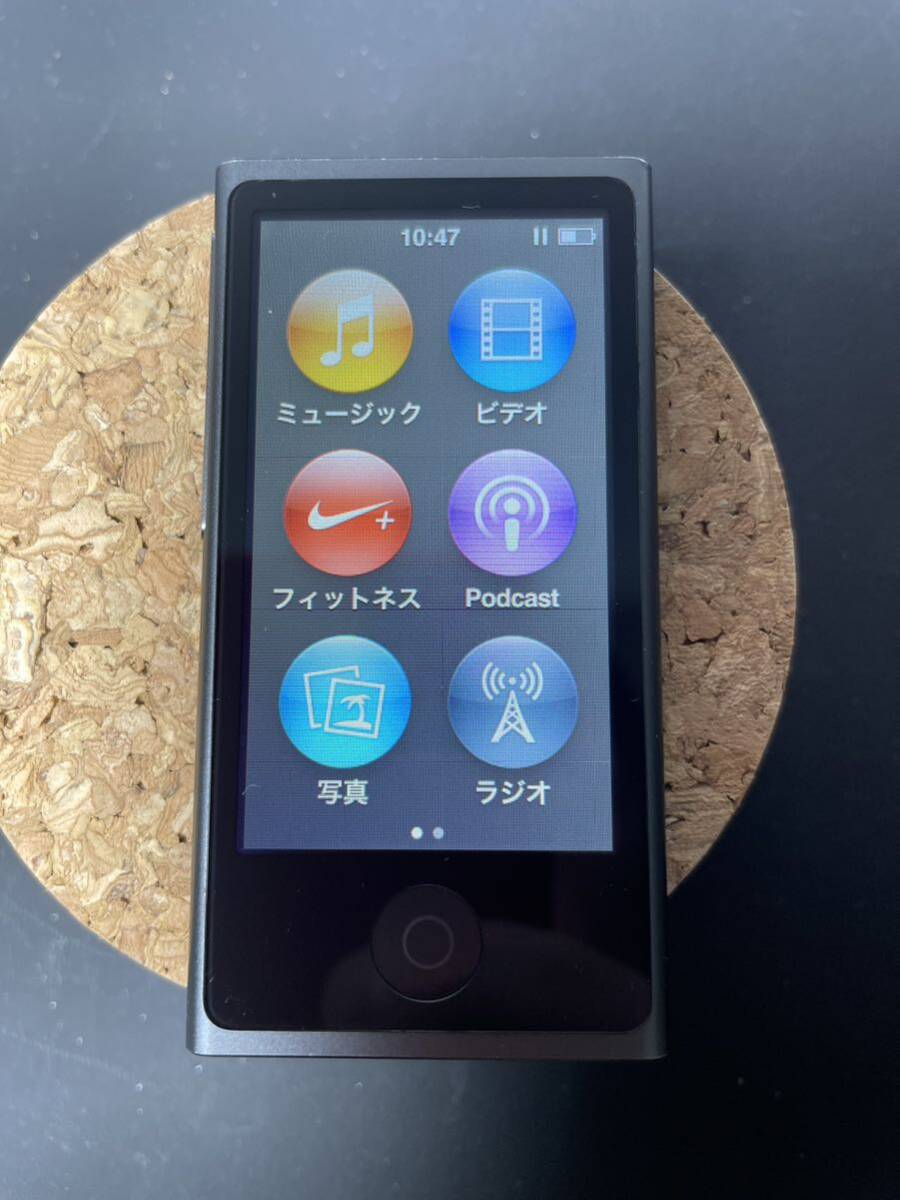 04 iPod nano 16GB NKN52LL スペースグレイ 第7世代 Apple 本体のみ_画像1