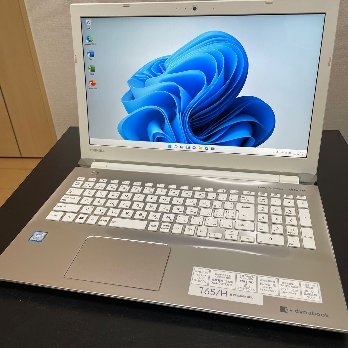 * no. 8 generation i7& finest quality specifications *2018 year top machine Toshiba dynabook T65/HG*Core i7 8550U/DDR4-8GB/. speed new goods SSD1TB/Wi-Fi/USB3.0/Office2021/22