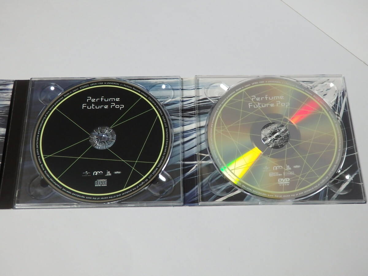 E196B2Y3【中古美品】【CD+DVD】 ■ Perfume / Future Pop / 完全生産限定盤 ■ パフューム _画像4