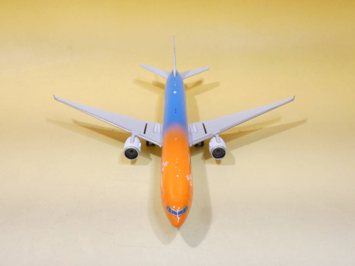 【中古】航空機 フェニックス 1/400 ボーイングBOEING 777-300ER PH-BVA KLM Royal Dutch Airlinesオランダ空港【模型】J4 S726の画像4