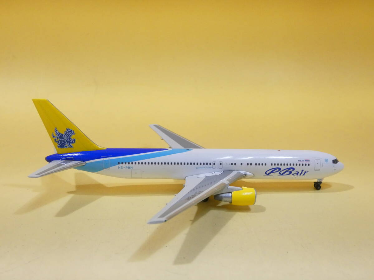 【中古】航空機 フェニックス 1/400 ボーイング BOEING 767-38E HS-PBH PBair PBエア Limited Edition【模型】J4 S736の画像3