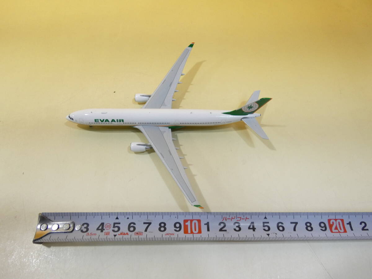 【中古】航空機　1/400　EVERGREEN　AIRBUS　A330-300　エアバス　EVA AIR　長榮航空　【模型】J4 S747_画像6