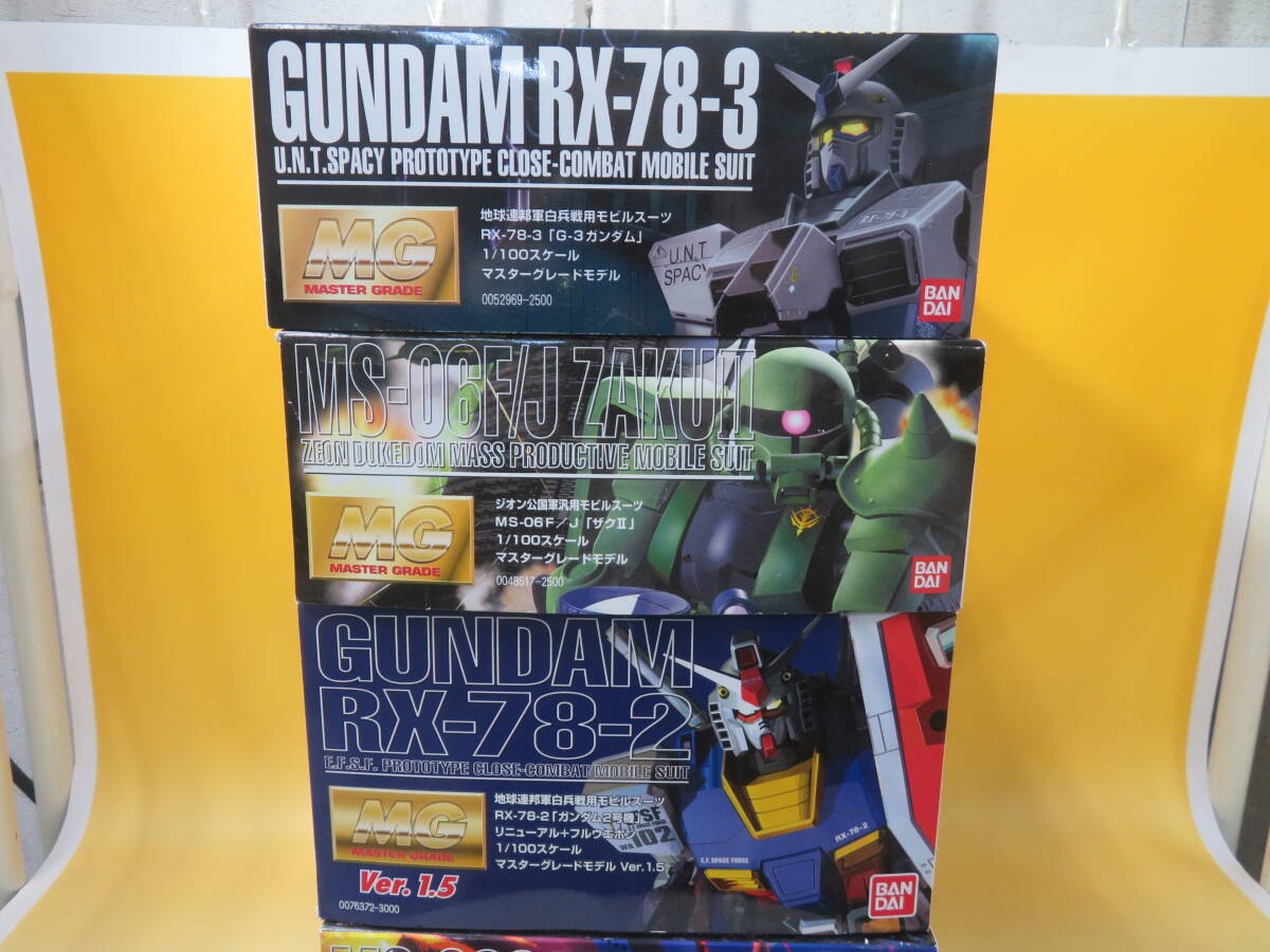 【ジャンク扱い】バンダイ　ガンプラまとめ①5点セット　MG　1/100　G-3 ガンダム/ザクⅡ等　未組立　1円スタート【プラモデル】J2 A721_画像2