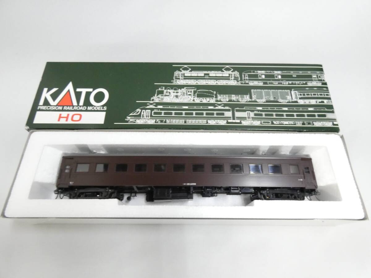 【鉄道模型】HOゲージ KATO 1-512 オハ35系旧一般客車 オハ35 茶 【中古】J4 S861の画像1