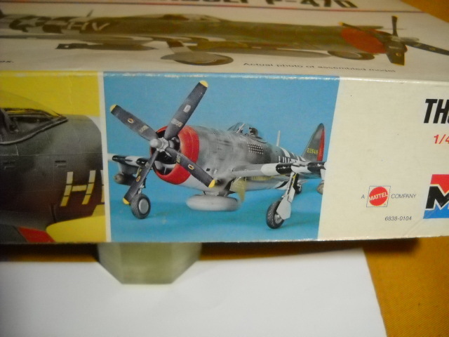 希少モノグラム当時品！1/48 P-47Dサンダーボルト戦闘機　超破格価　商品説明全文必読　同梱/お取り置きも歓迎　異次元航法堂　現状品_発送は定型外350円可です。