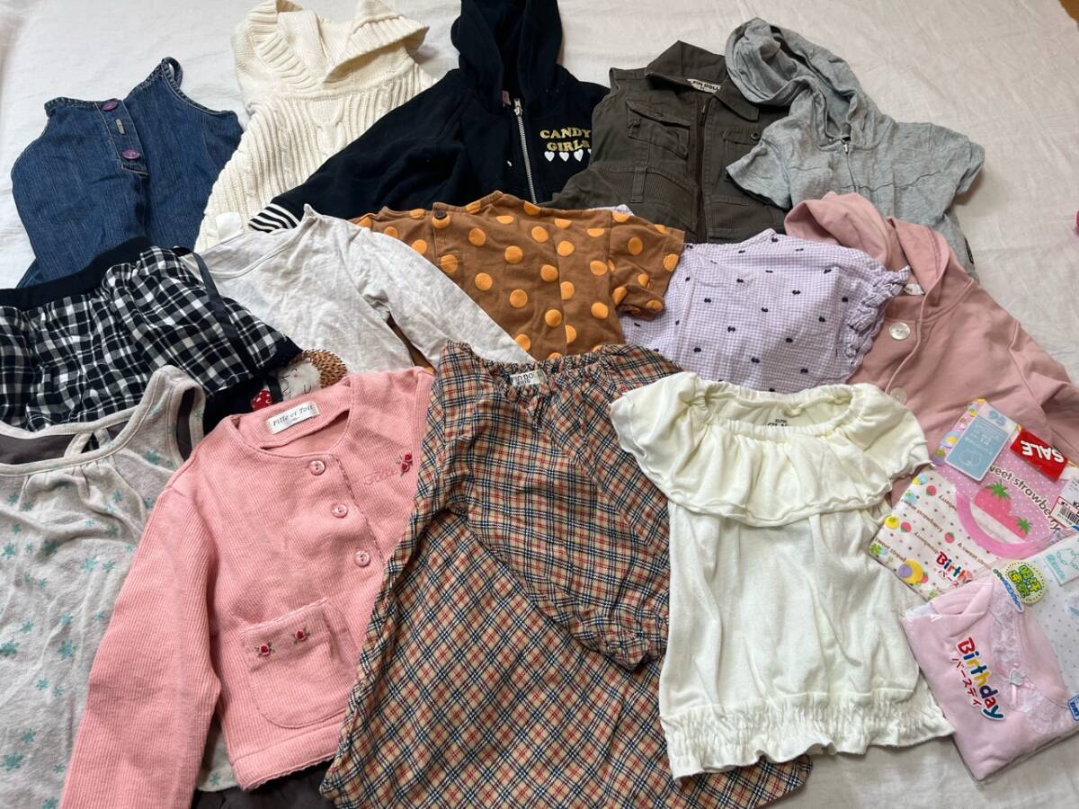 子供服福袋③★大量＊90-95㎝＊女の子＊105点＊アイテム色々＊格安＊まとめ買いで送料割引有petitmain*GUESS,ZARA,GAP他＊フリマにも★_画像3