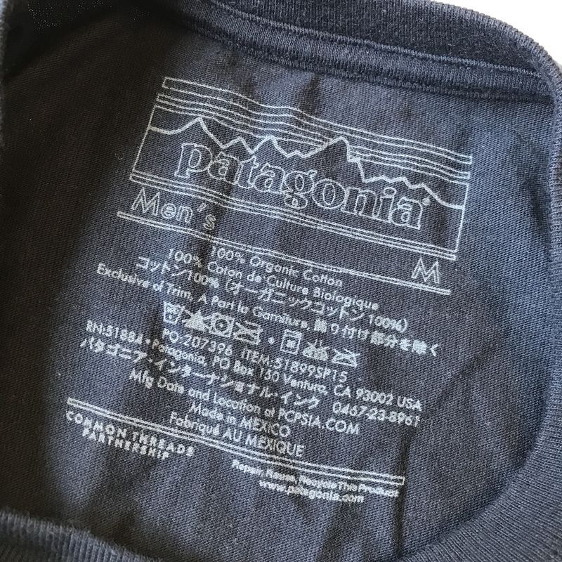 名作 Patagonia パタゴニア 2015年製 LIVE SIMPLY Guiter T-Shirts ギター 半袖 Tシャツ 51899SP15 size:M 紺 /オーガニックコットン _画像2