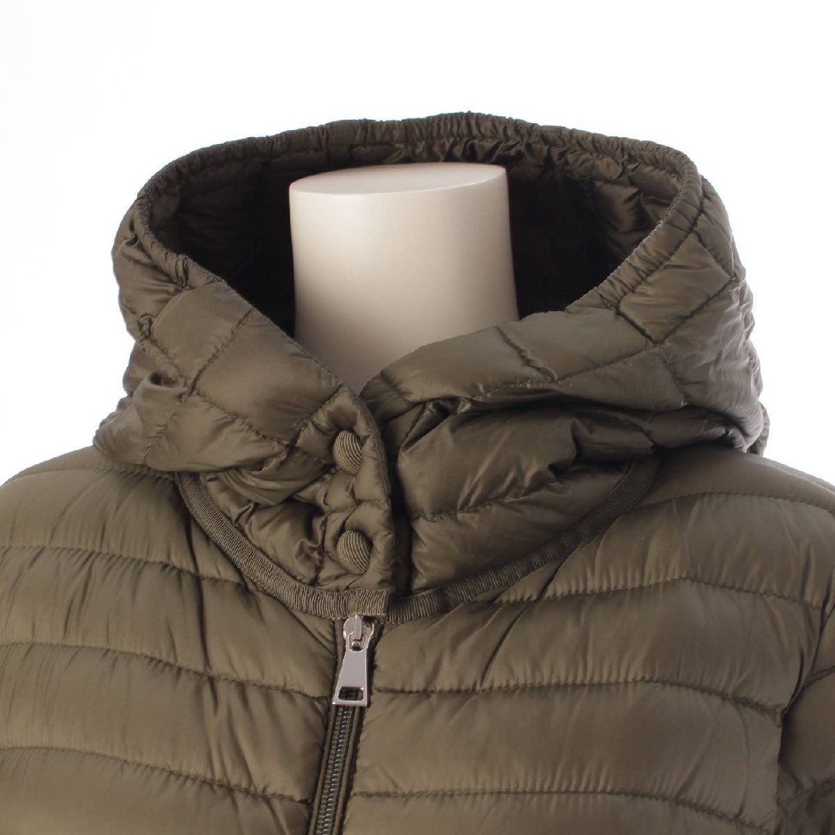 【モンクレール】Moncler　17年 BARBEL バーベル フード ライトダウンコート アウター 49312 カーキ 2 【中古】【正規品保証】202149_画像5