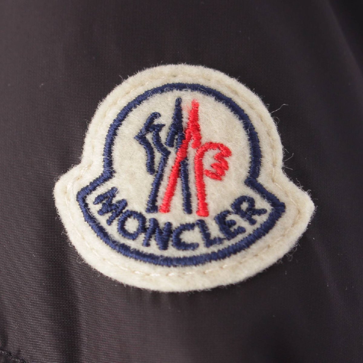 【モンクレール】Moncler　20年 キッズ AGOT アゴット フード ベルト ダウンコート ブラック 14A 【中古】【正規品保証】203684_画像4