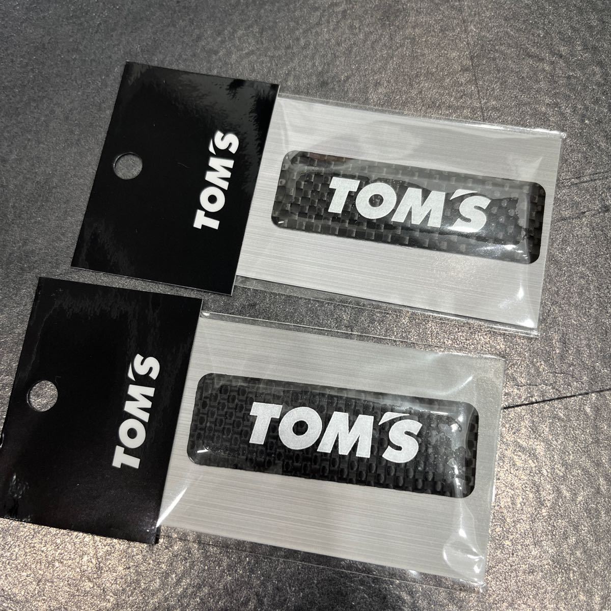 正規品TOM‘S トムスドライカーボンエンブレム　ステッカー2個セット_画像1