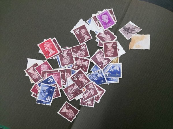 0304F09 外国切手 イギリス切手 ヴィクトリア女王 ジョージ 使用済み アルバムまとめ ＊詳細は写真でご確認くださいの画像2