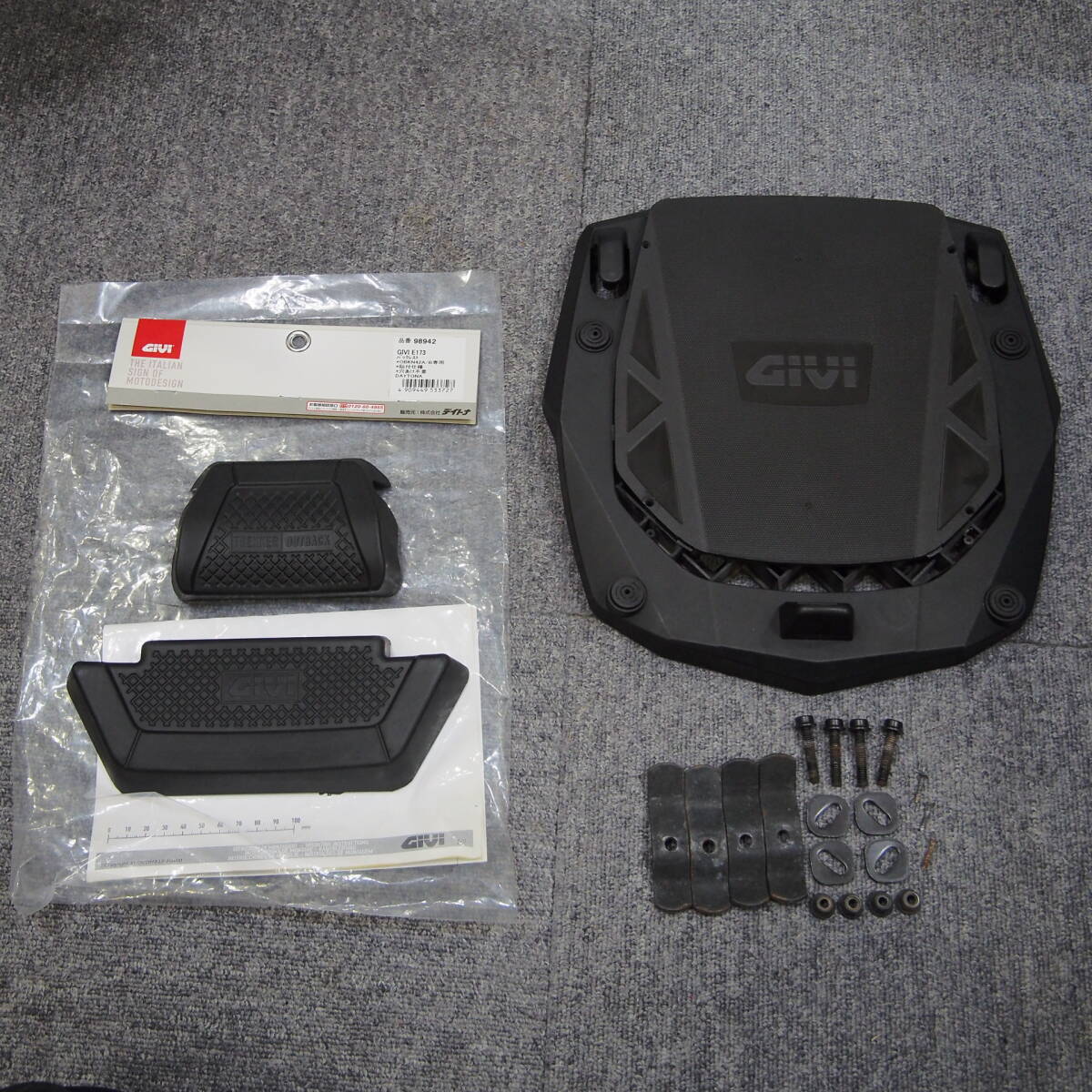  ☆送料込☆ GIVI OBKN42 42L モノキーベース、その他OP多数_画像9