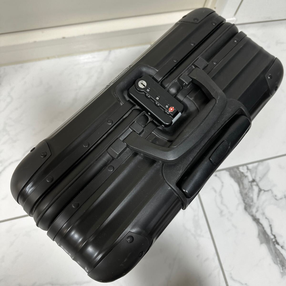 RIMOWA リモワ TOPAS STEALTH トパーズ ステルス ビジネス トロリー 28L 2輪 985.96_画像7