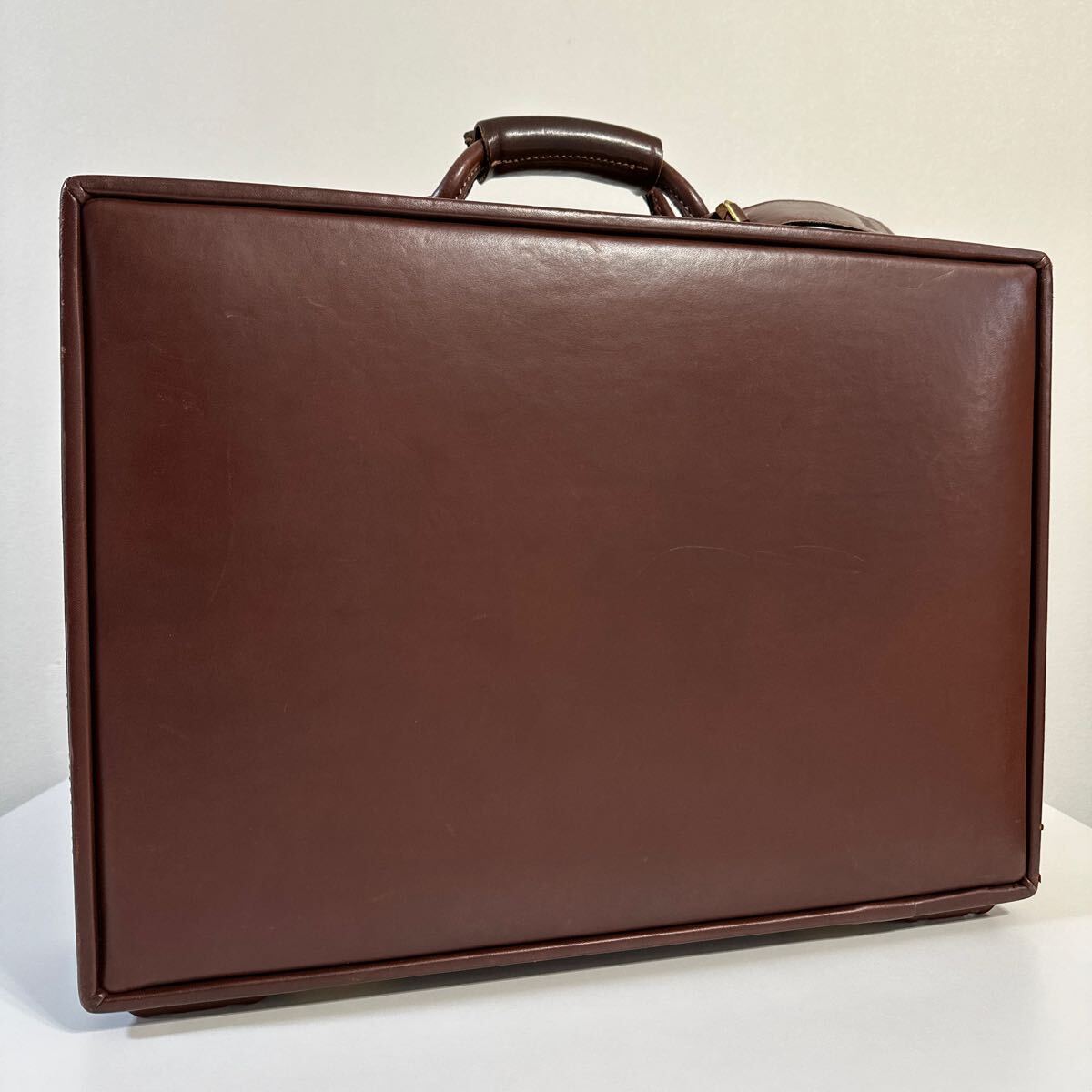 ハートマン hartmann ベルティングレザー アタッシュケース ビジネスバッグ トランク 鞄 茶 ブラウン ダイヤルロック式の画像1