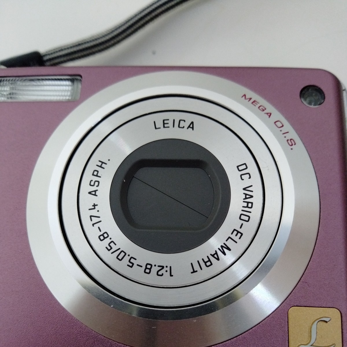 【長期保管】【当時物】【ジャンク品】 Panasonic LUMIX コンパクトデジタルカメラ DMC-FX7_画像7