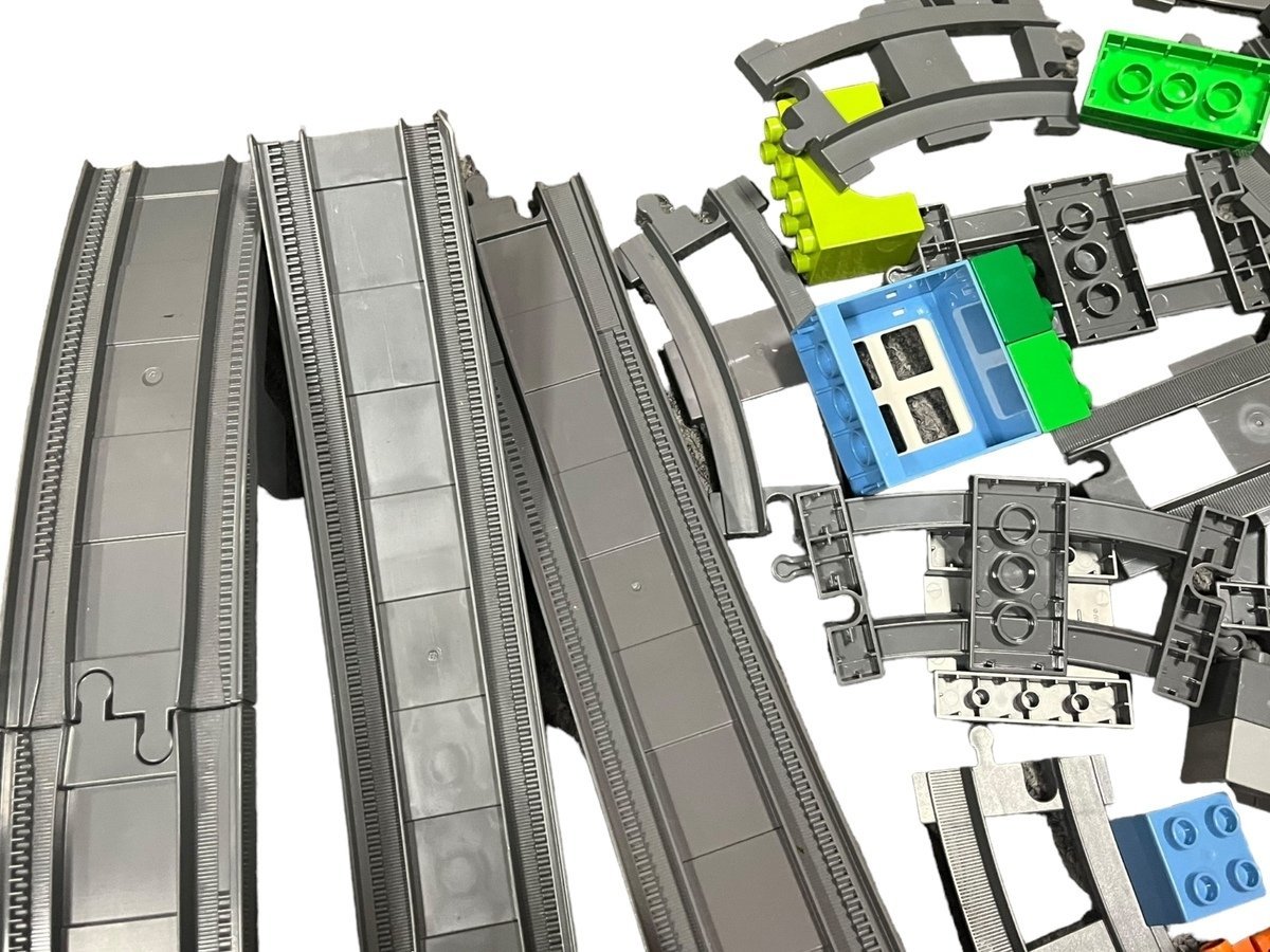 【1円スタート】現状品 LEGO レゴ duplo デュプロ デラックストレインセット 10508 おもちゃ ユニセックス 134個 電車 線路 ブロック_画像3