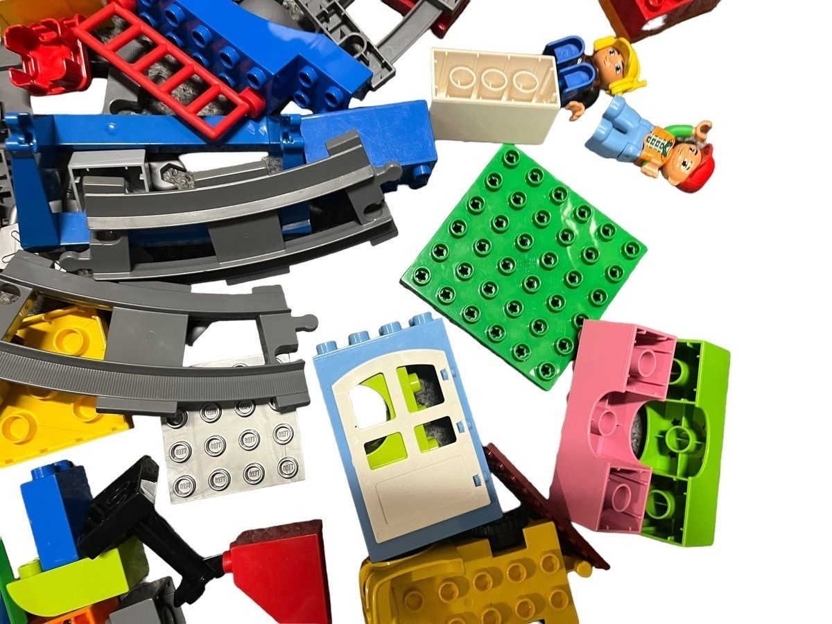 【1円スタート】現状品 LEGO レゴ duplo デュプロ デラックストレインセット 10508 おもちゃ ユニセックス 134個 電車 線路 ブロック_画像4