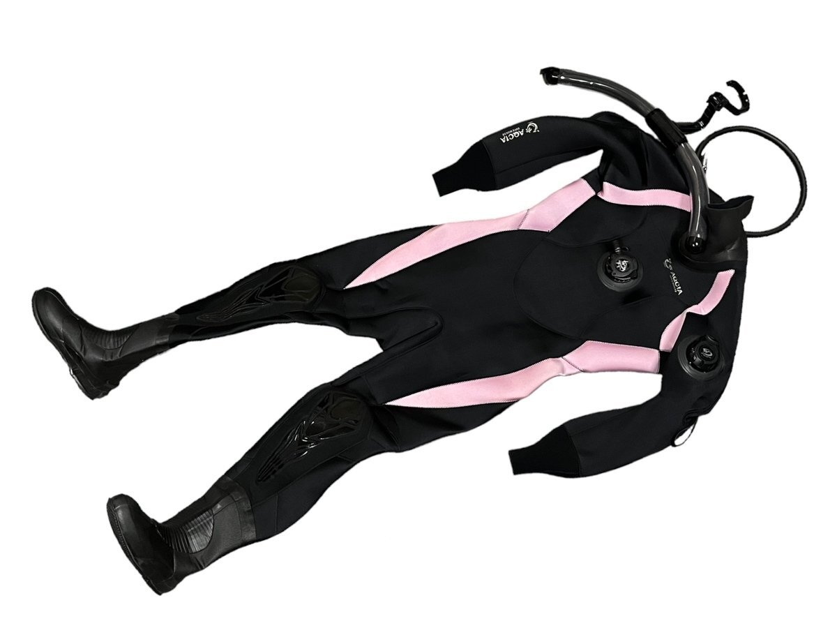 新品 未使用品 World Dive ワールドダイブ ドライスーツ ブラック ピンク レディース マリンスポーツ スキューバダイビング 用品 女性の画像1