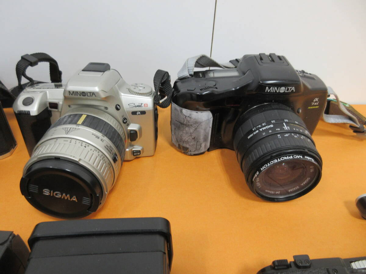 165)ジャンク カメラ レンズ チェキ ビデオカメラ カメラ機器 等 大量 まとめ Nikon/FUJICA/MINOLTA/Canon/YASHICA/Victor 他_画像3