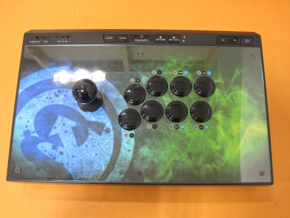 065) 中古 GAME Sir C2 Arcade FightStick_画像2