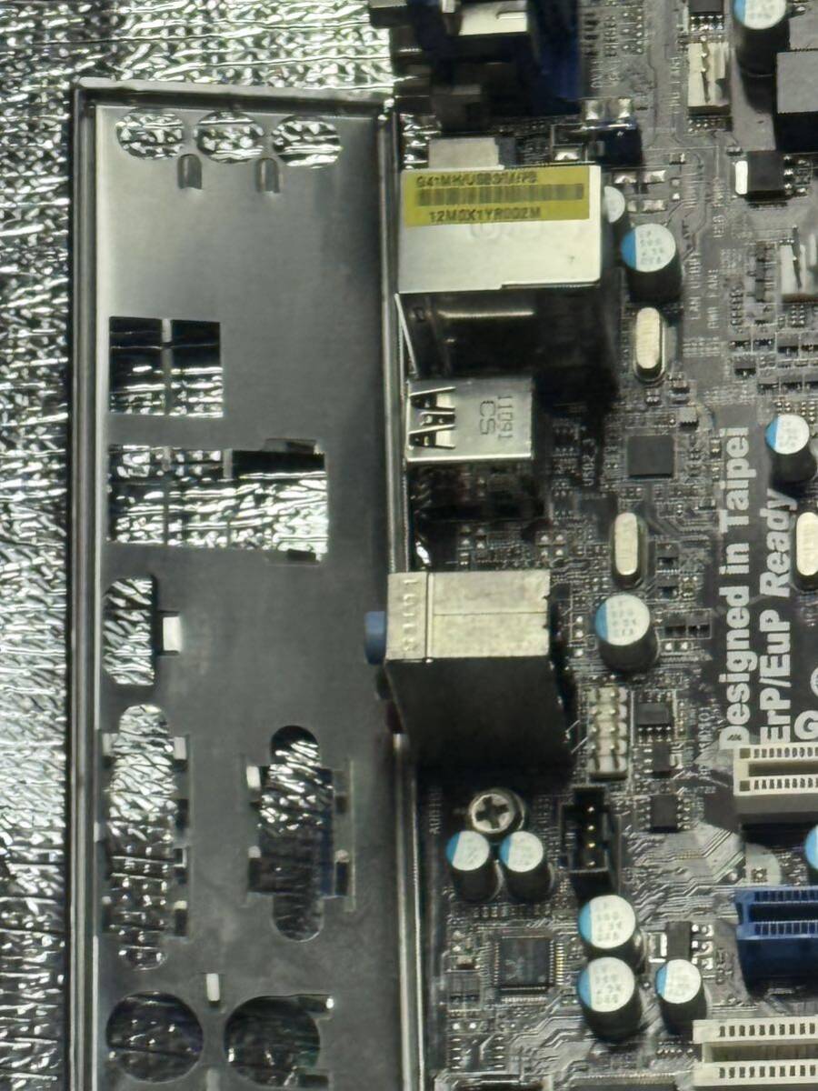  motherboard set ASROCK GIGABYTE accessory equipped including in a package possible 
