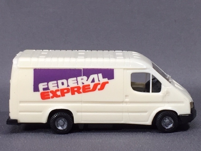 1/87 Praline Ford Transit '87 (Federal Express)_画像1